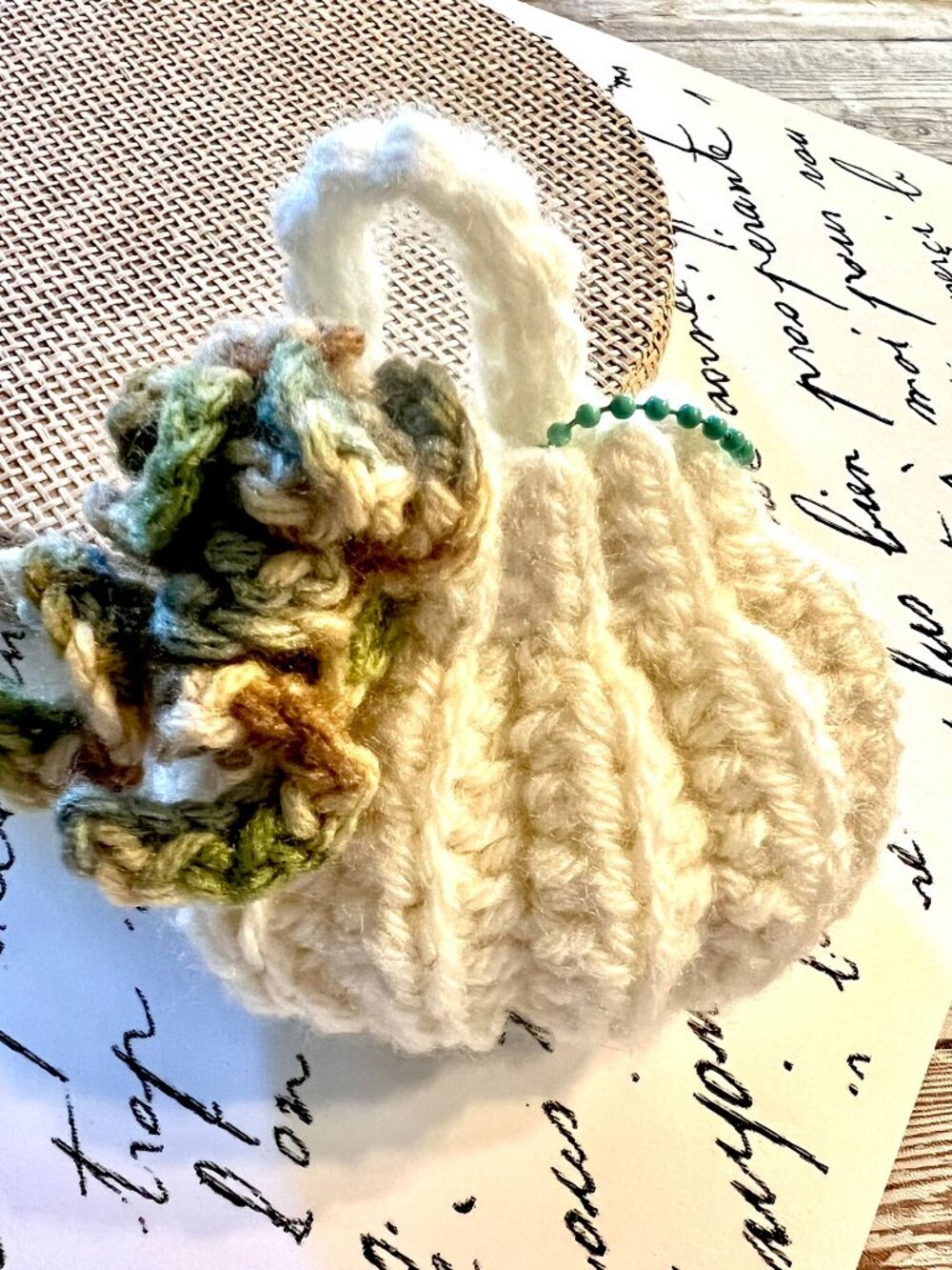 Beautiful Hand Crocheted White MINI-PURSE KEYCHAIN/BAG CHARM w/ Rose Cluster